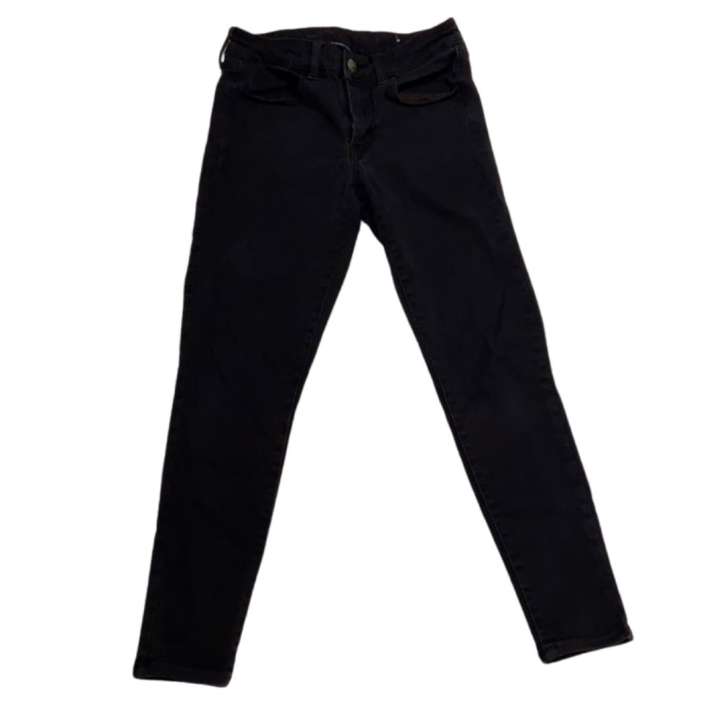 Women's size: 6 American Eagle Outfitter pants. Stretchy and Comfortable.